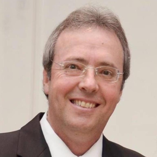 Dr. Hamilton Cesar Hidalgo, ortopedista e traumatologista